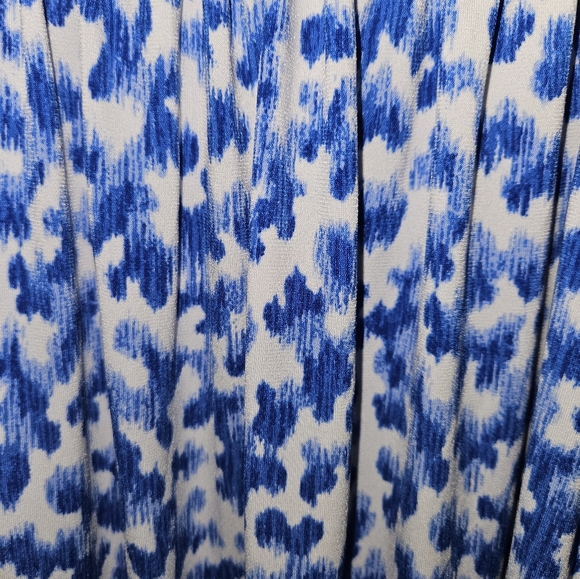 Michael Kors MK Gold Chain Blue Sky Puffy Clouds Midi Dress M NWOT - Picture 2 of 8